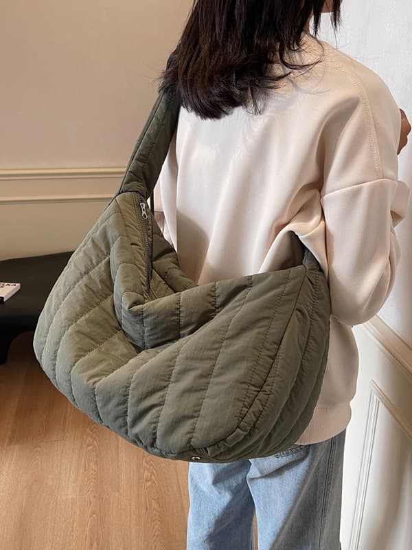 キルティングバッグ ふわふわキルティングお出かけバッグ