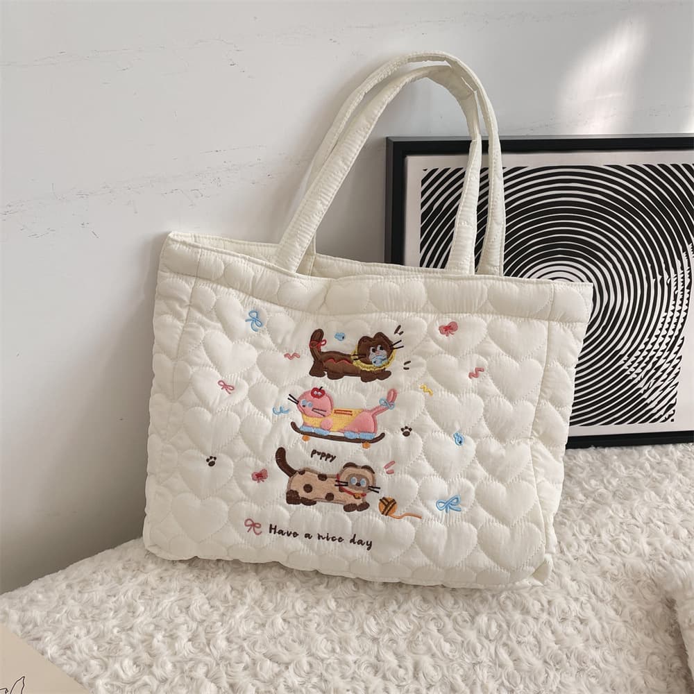 キルティングバッグ わんちゃん総柄キルティングトートバッグ