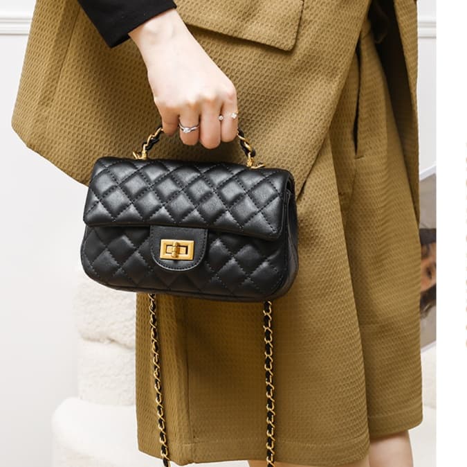 キルティングバッグ キルティングステッチ ミニショルダーバッグ