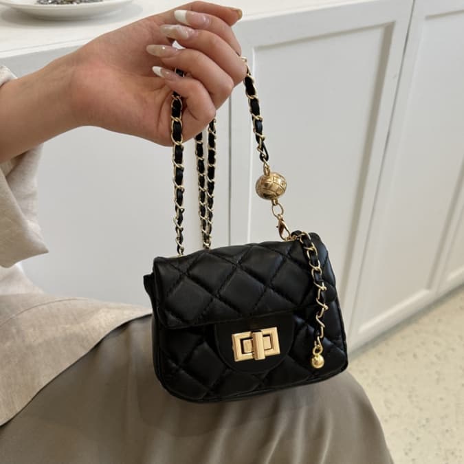 キルティングバッグ シンプル菱格チェーンショルダー
