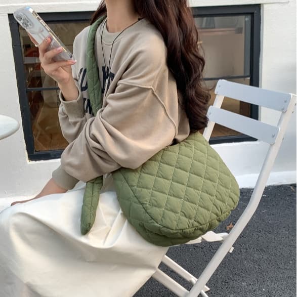 キルティングバッグ ふんわりキルティングお散歩バッグ