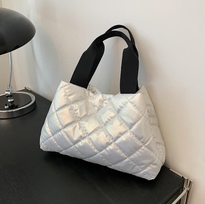 キルティングバッグ ふんわりキルティング フェミニントート