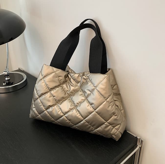 キルティングバッグ ふんわりキルティング フェミニントート