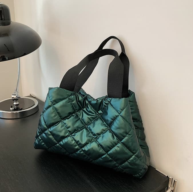 キルティングバッグ ふんわりキルティング フェミニントート