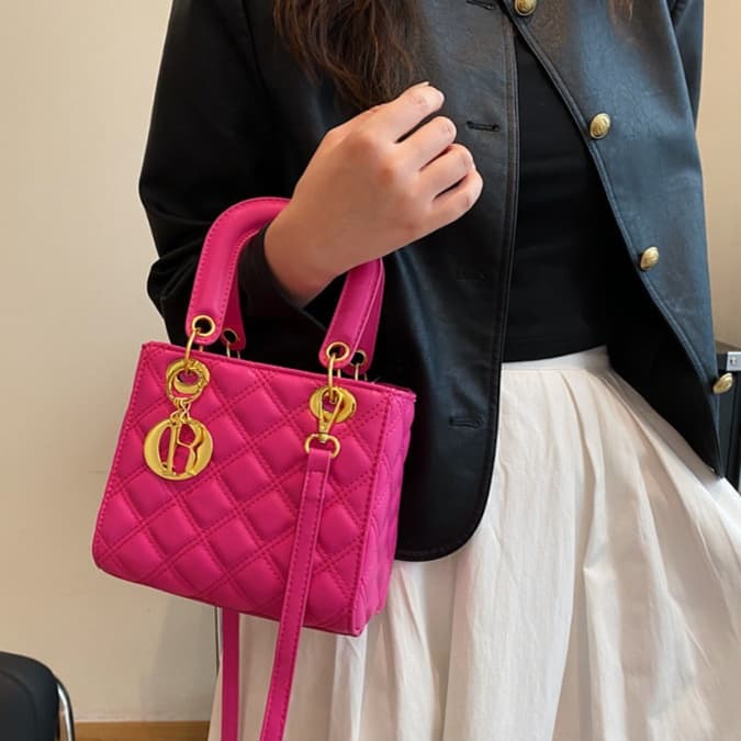 キルティングバッグ 上品キルティング ミニ手提げバッグ