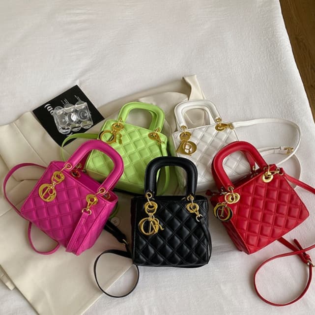 キルティングバッグ 上品キルティング ミニ手提げバッグ