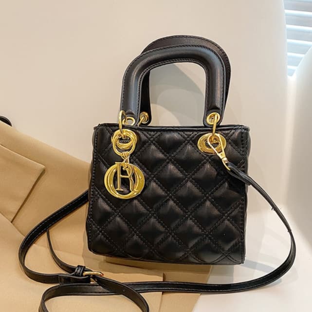 キルティングバッグ 上品キルティング ミニ手提げバッグ