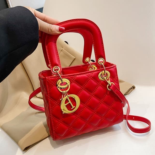 キルティングバッグ 上品キルティング ミニ手提げバッグ