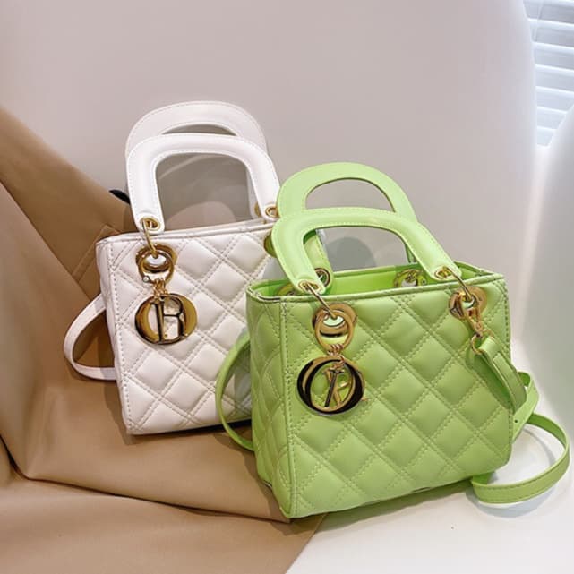 キルティングバッグ 上品キルティング ミニ手提げバッグ