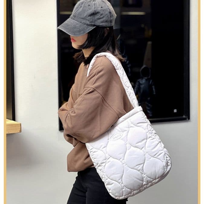 キルティングバッグ ふんわり雲模様キルティングトート