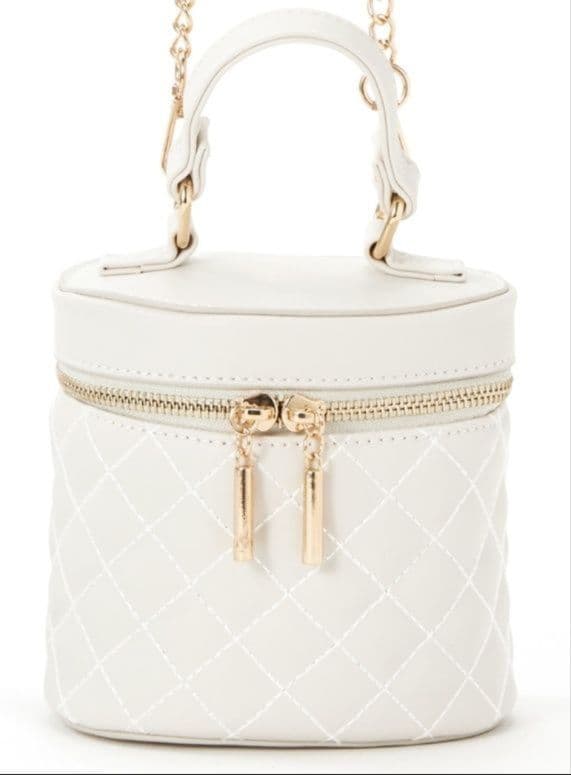 キルティングバッグ ミニ キルティング シリンダー チェーン ポシェット