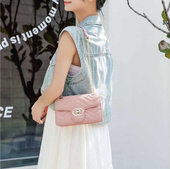 キルティングバッグ クラシック キルティング チェーンショルダー