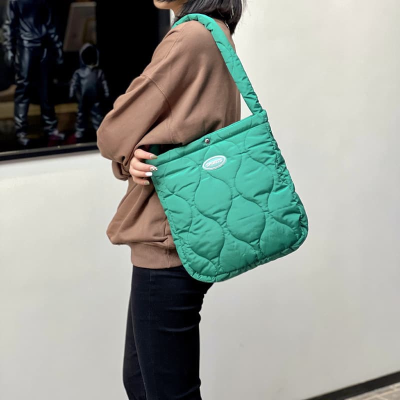 キルティングバッグ ふんわり雲模様キルティングトート