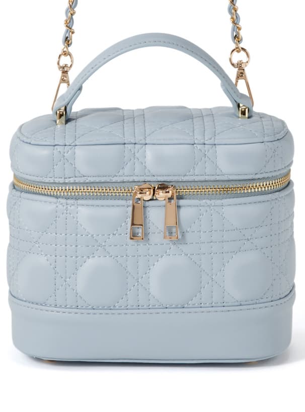 キルティングバッグ 優雅なキルティングミニバッグ