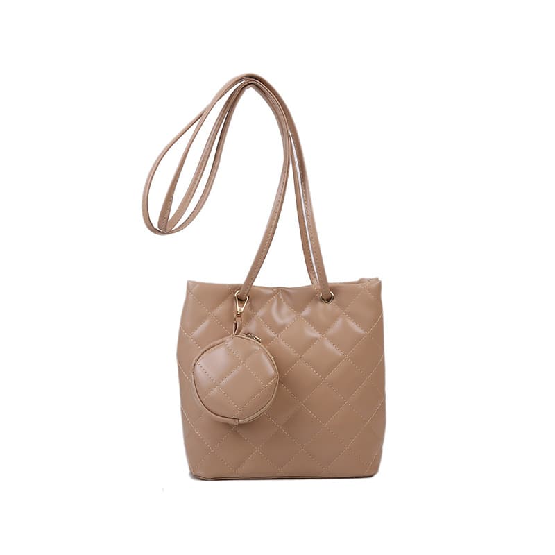 キルティングバッグ 上品キルティングミニハンドバッグ