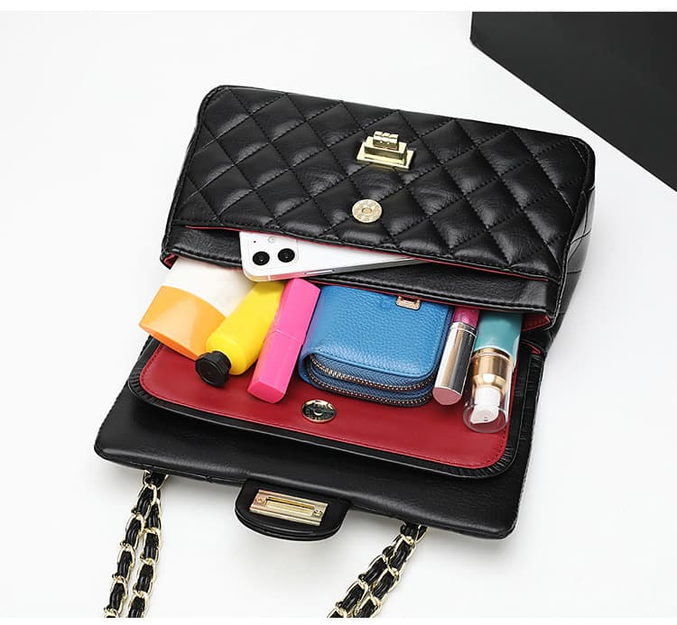 キルティングバッグ キルティングステッチ チェーンショルダー