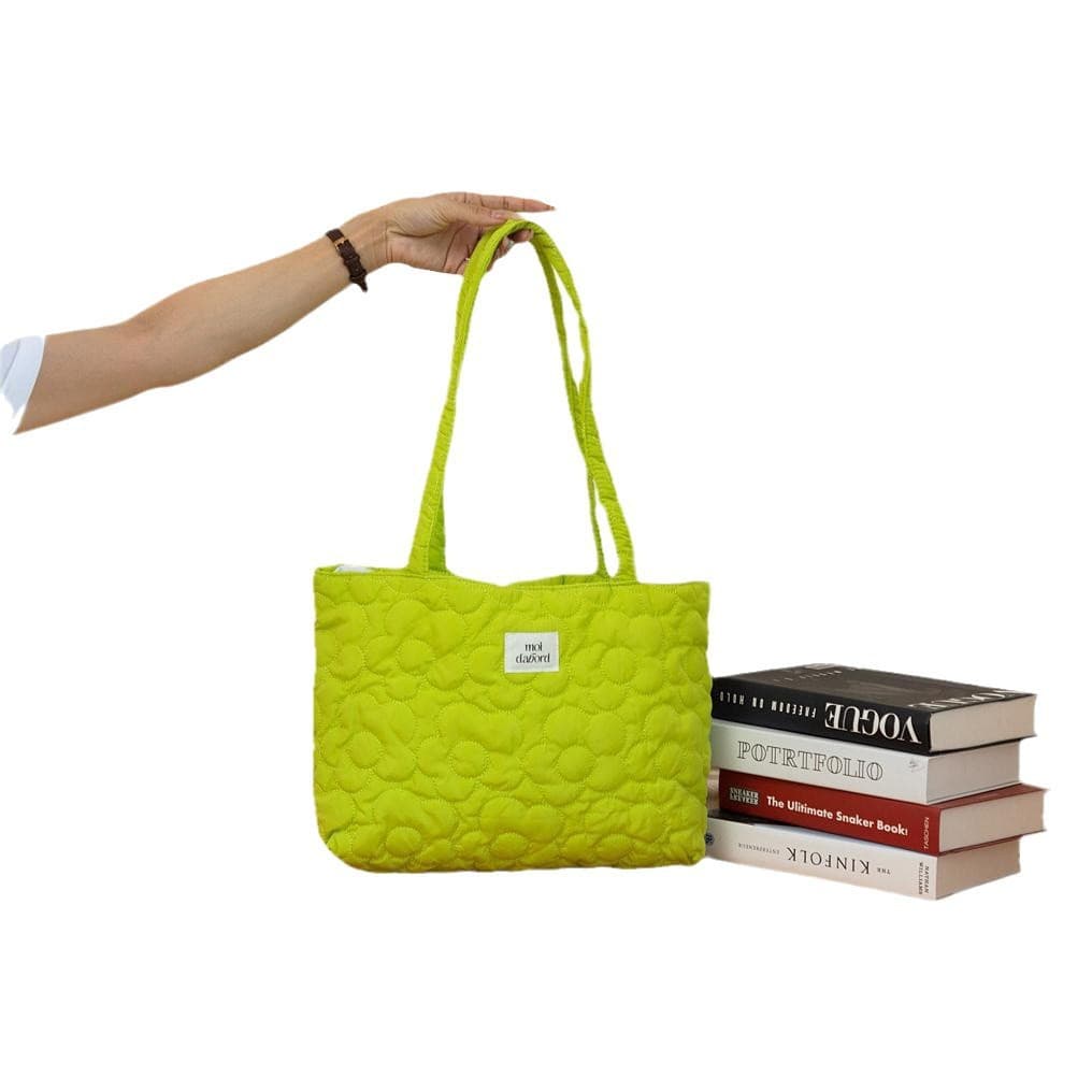 キルティングバッグ 花模様キルティング ふんわり肩掛けバッグ