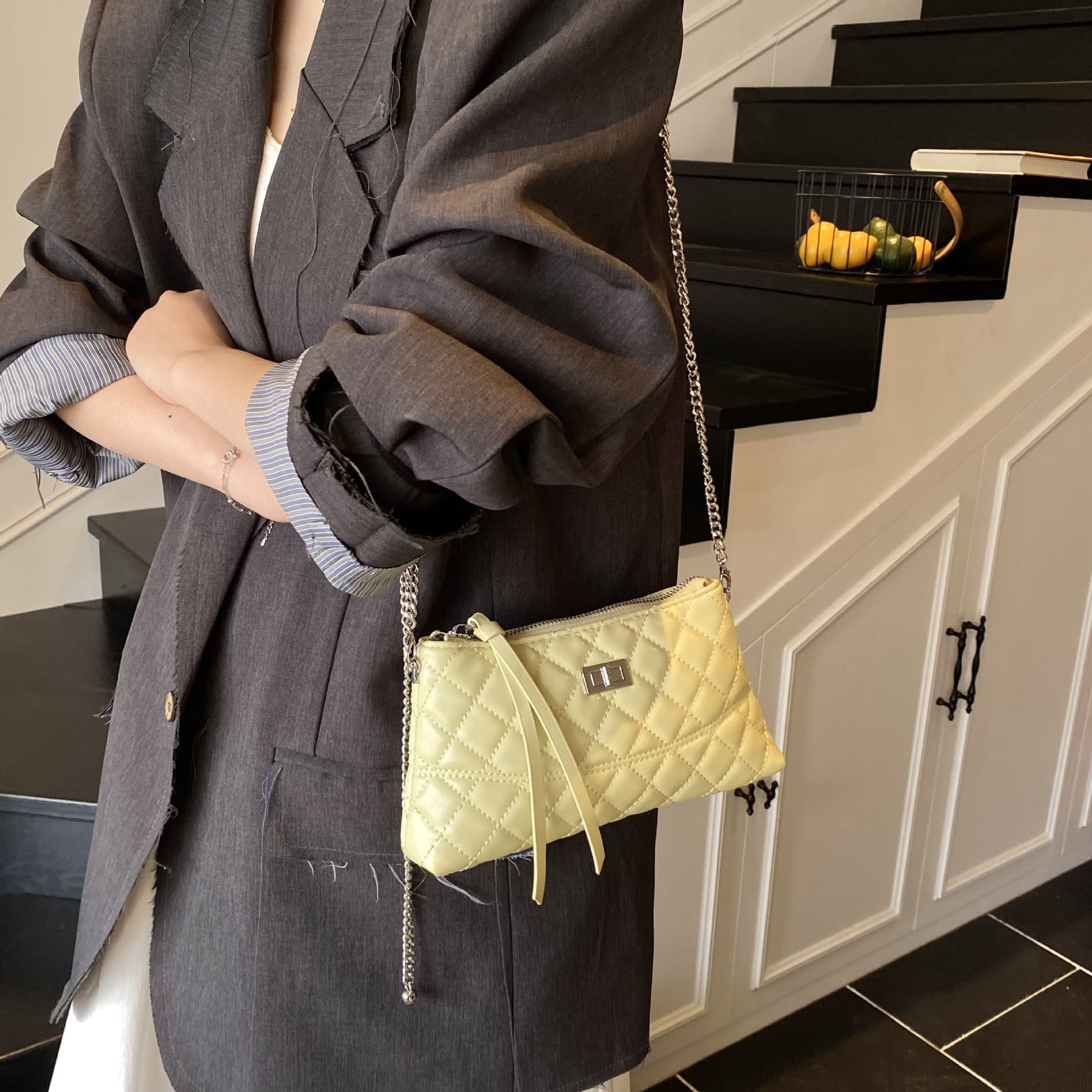 キルティングバッグ キルティングバッグ 菱形ステッチ ミニショルダーポーチ