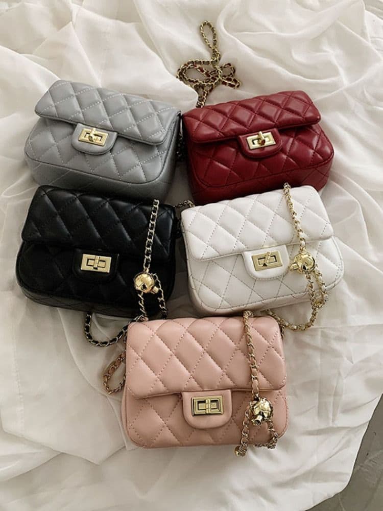 キルティングバッグ エレガントキルティングミニショルダー