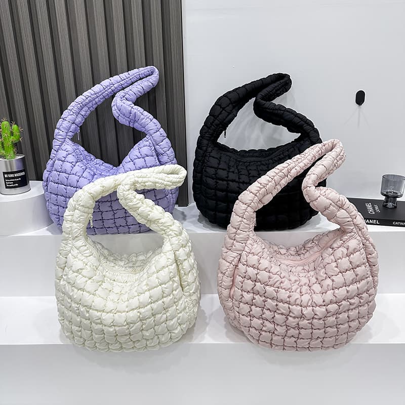 キルティングバッグ 立体編み込みボリュームショルダーバッグ