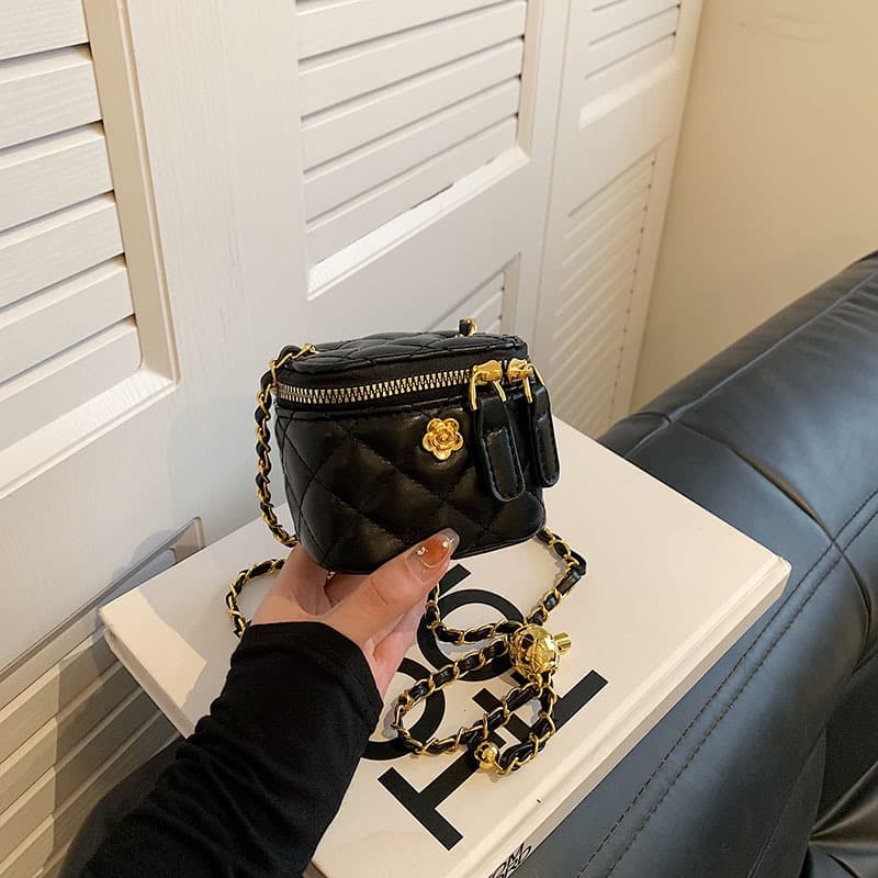 キルティングバッグ キルティング加工 ミニショルダーポシェット