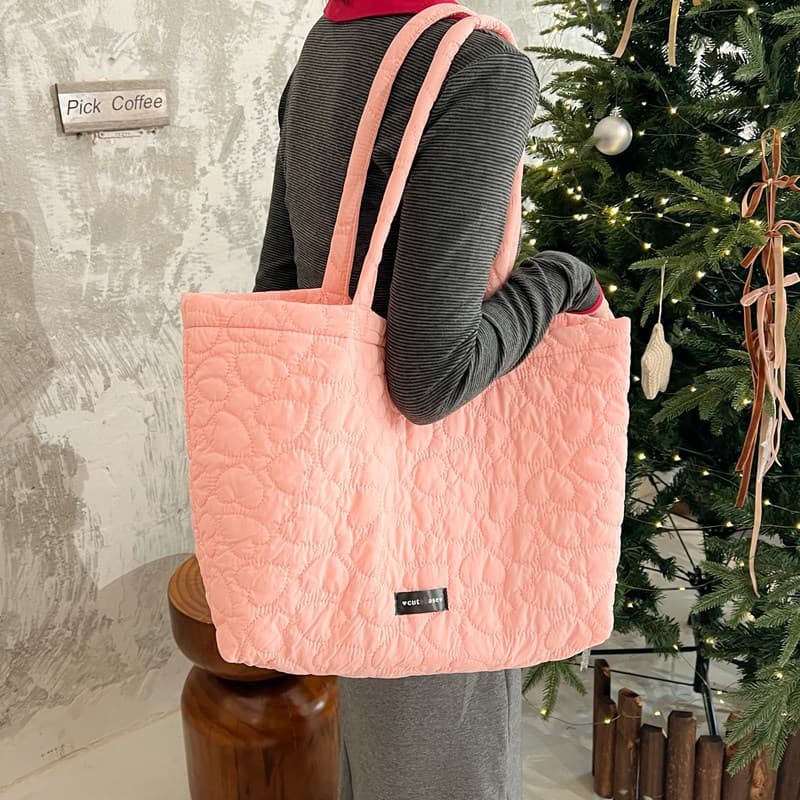 キルティングバッグ ふんわりキルト ゆったりトートバッグ