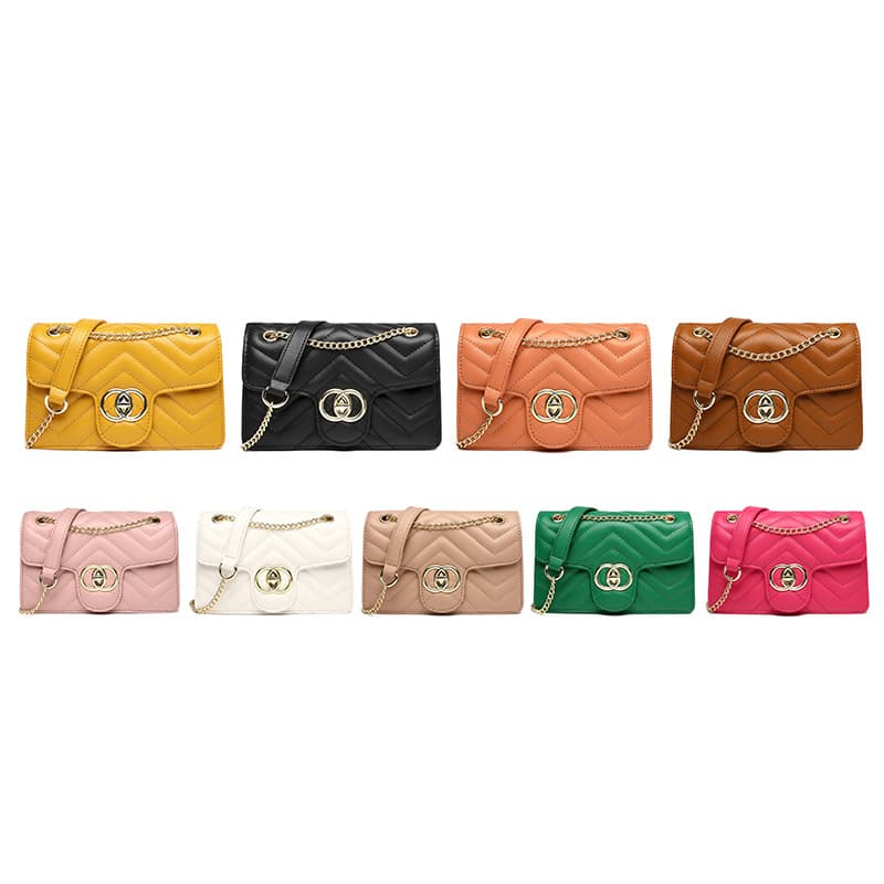 キルティングバッグ クラシック キルティング チェーンショルダー