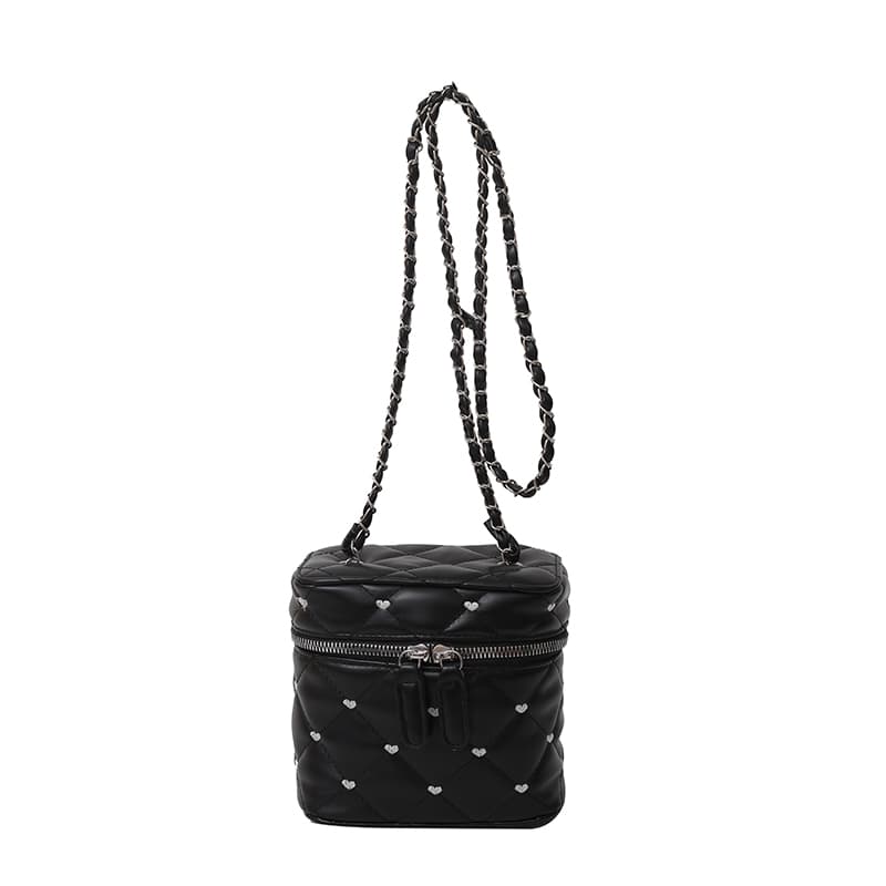 キルティングバッグ ハート刺繍キルティングポシェット