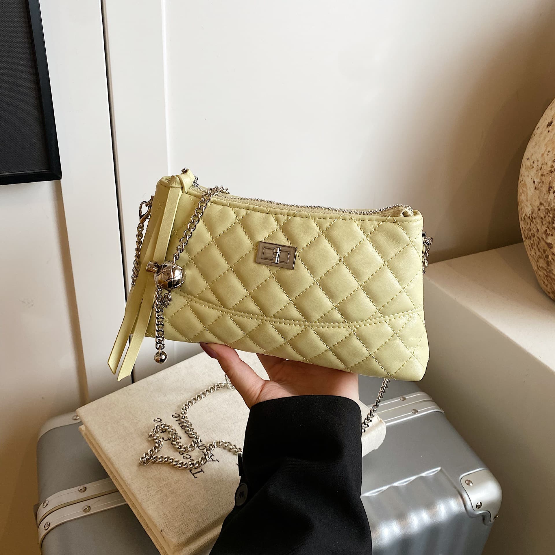 キルティングバッグ キルティングバッグ 菱形ステッチ ミニショルダーポーチ