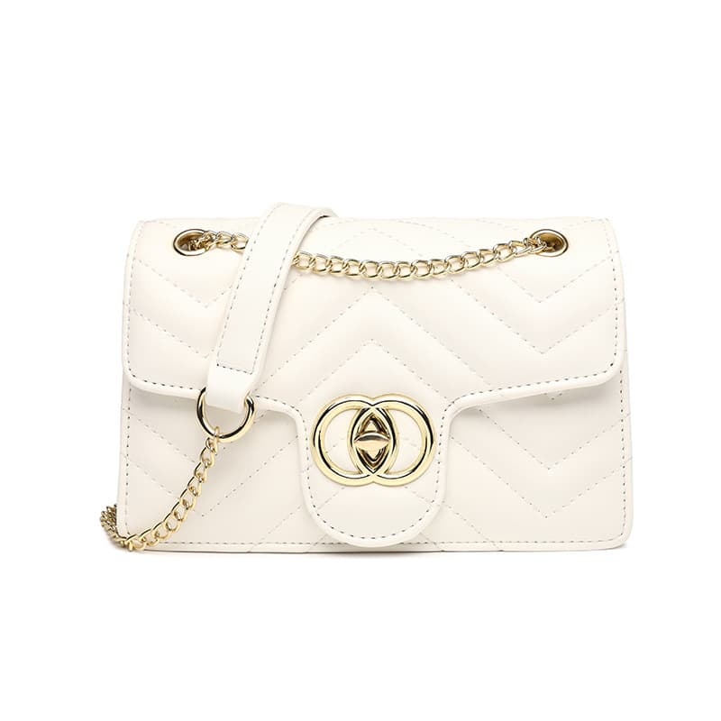 キルティングバッグ クラシック キルティング チェーンショルダー