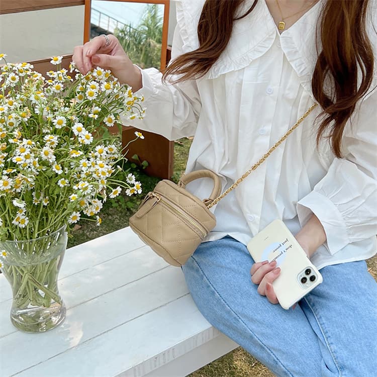 キルティングバッグ 新品キルティングミニバッグ菱格チェーンバッグ斜めがけ手提げ